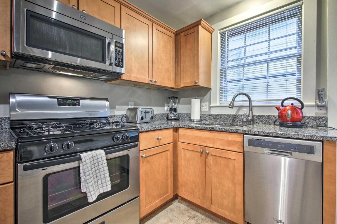 Inviting Salem Apartment Near Waterfront And Museums Exterior photo