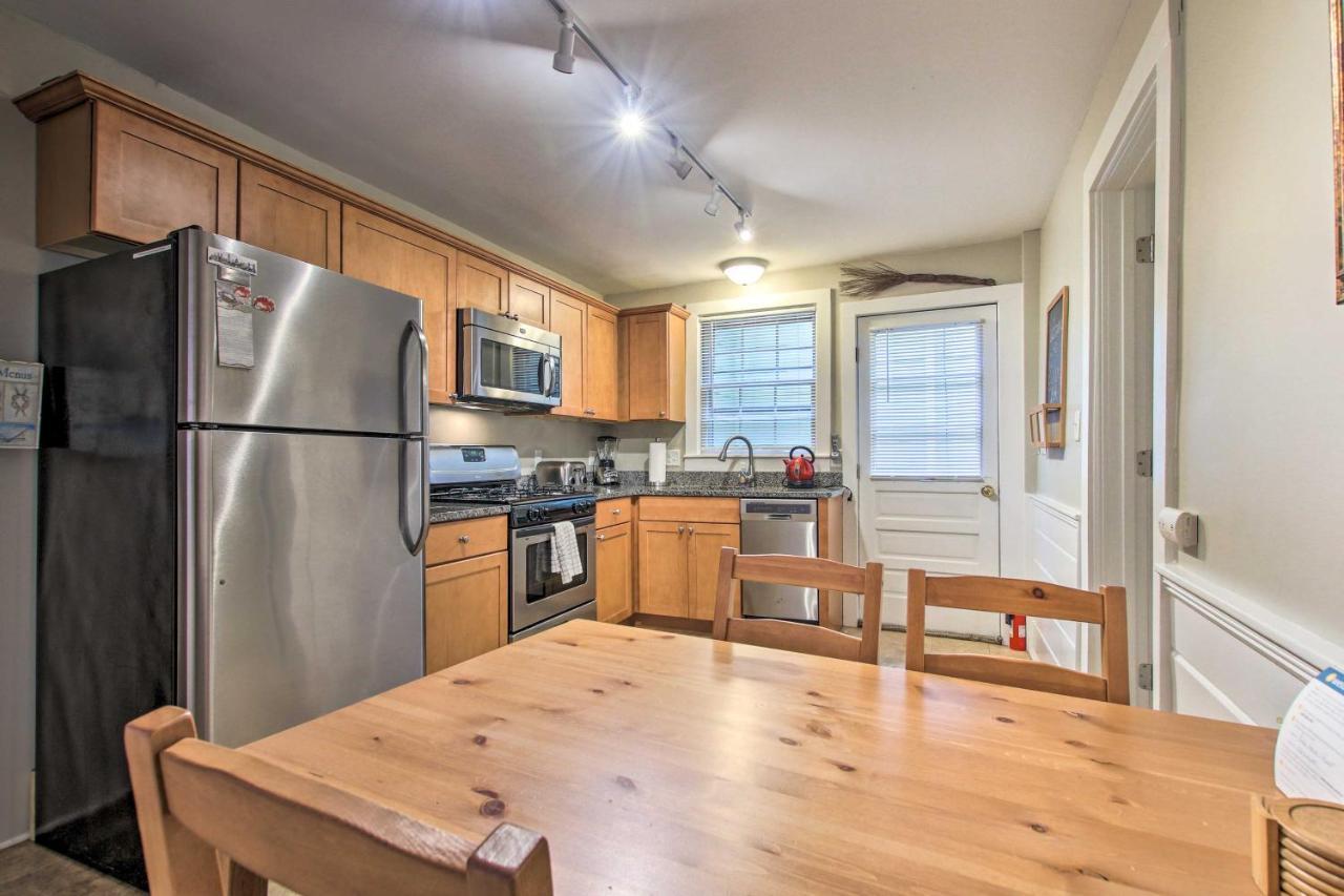 Inviting Salem Apartment Near Waterfront And Museums Exterior photo