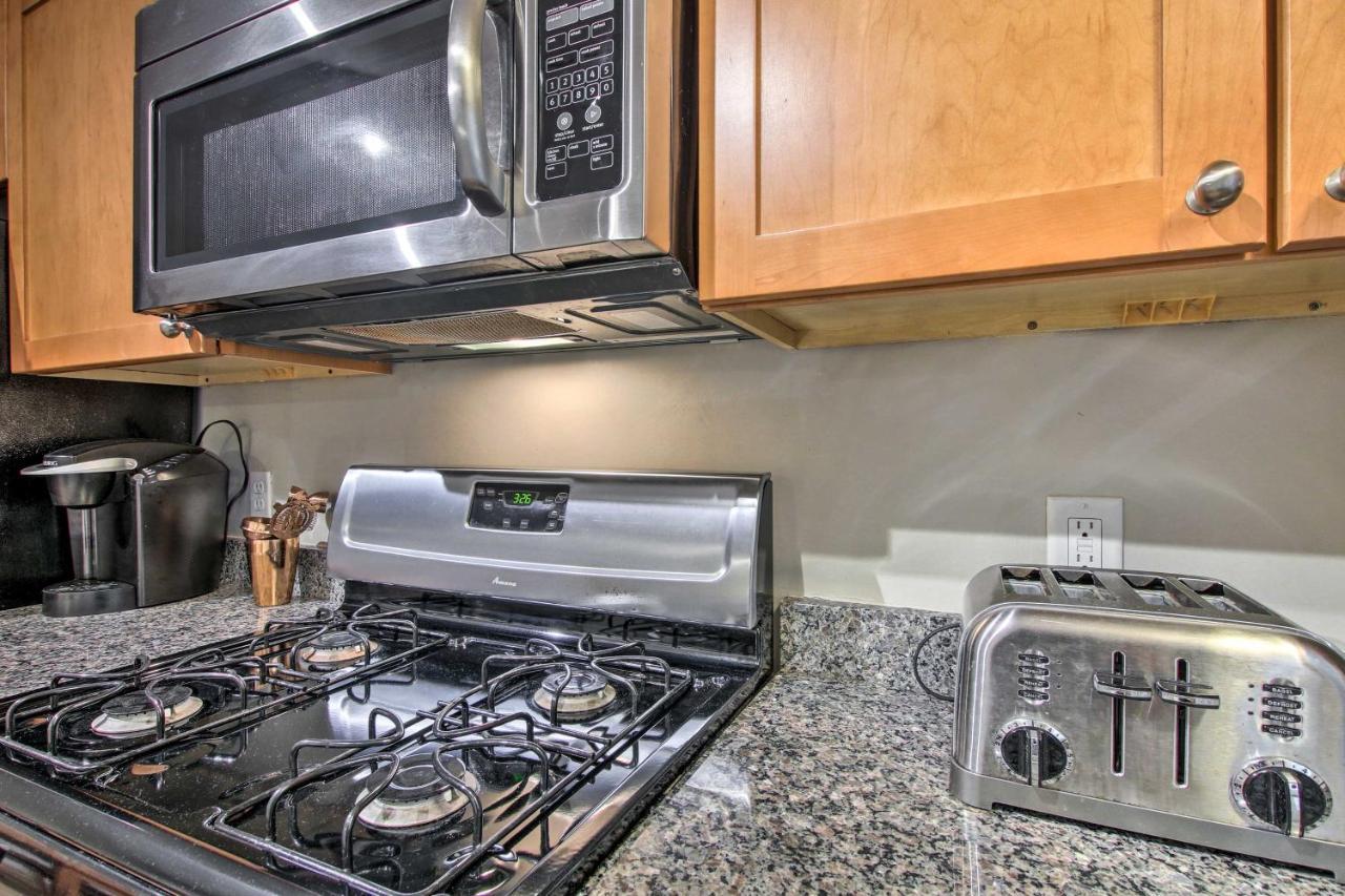 Inviting Salem Apartment Near Waterfront And Museums Exterior photo